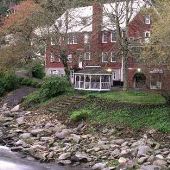 Tapoco Lodge Resort