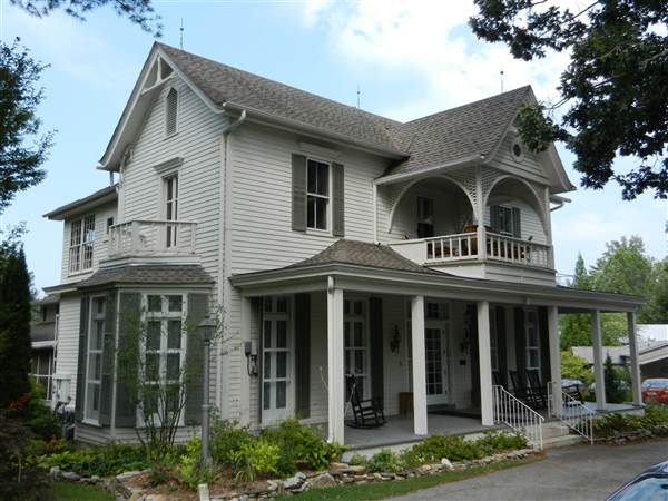 Flat Rock Playhouse